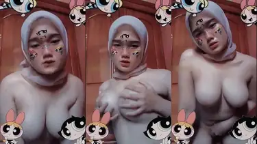 ABG Jilbab Minta Diretas Lembut Area Dadanya Lumer WOT