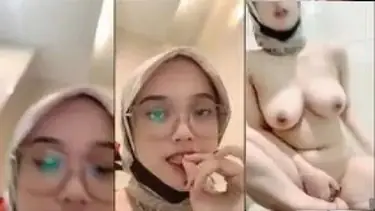 Bokep Indo Hijab Toge Sange Baby Ica